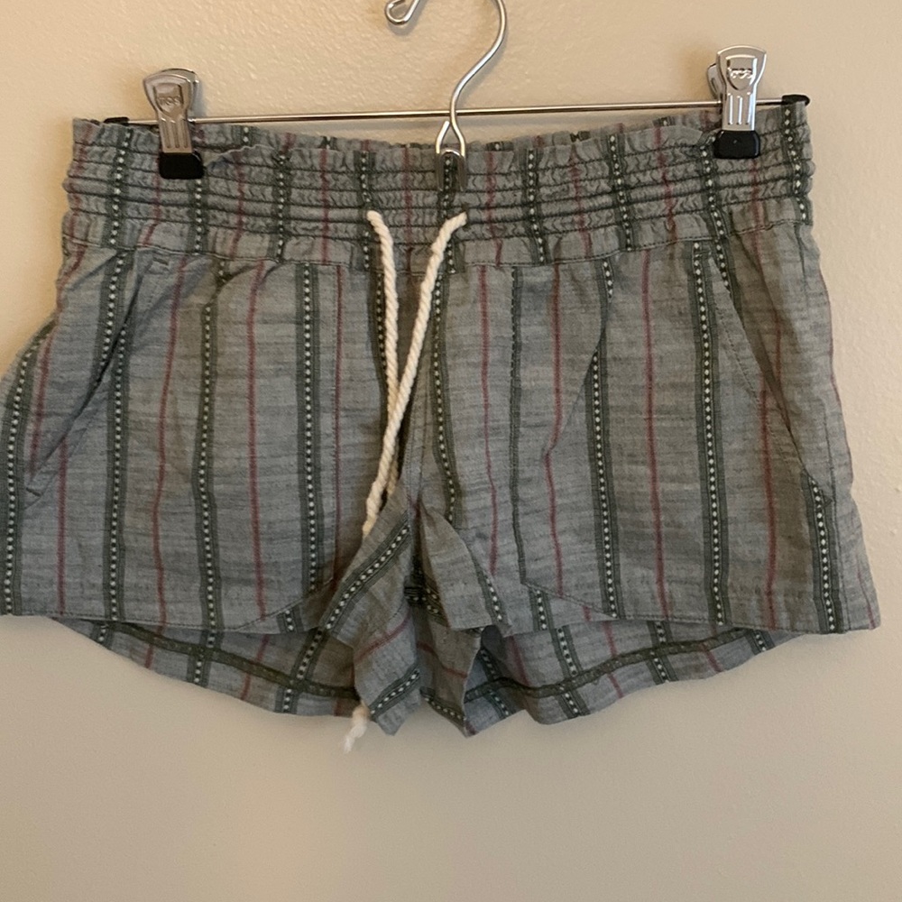 Green linen roxy shorts